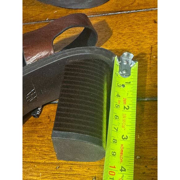 ZARA New Woman Leather Buckle Heel Sandals Shoes Brown size euro 37 - Picture 7 of 8